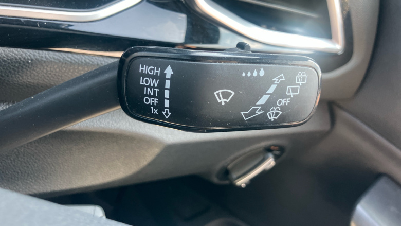 Volkswagen T-Roc 1.5 TSI R-Line 5dr Petrol Hatchback